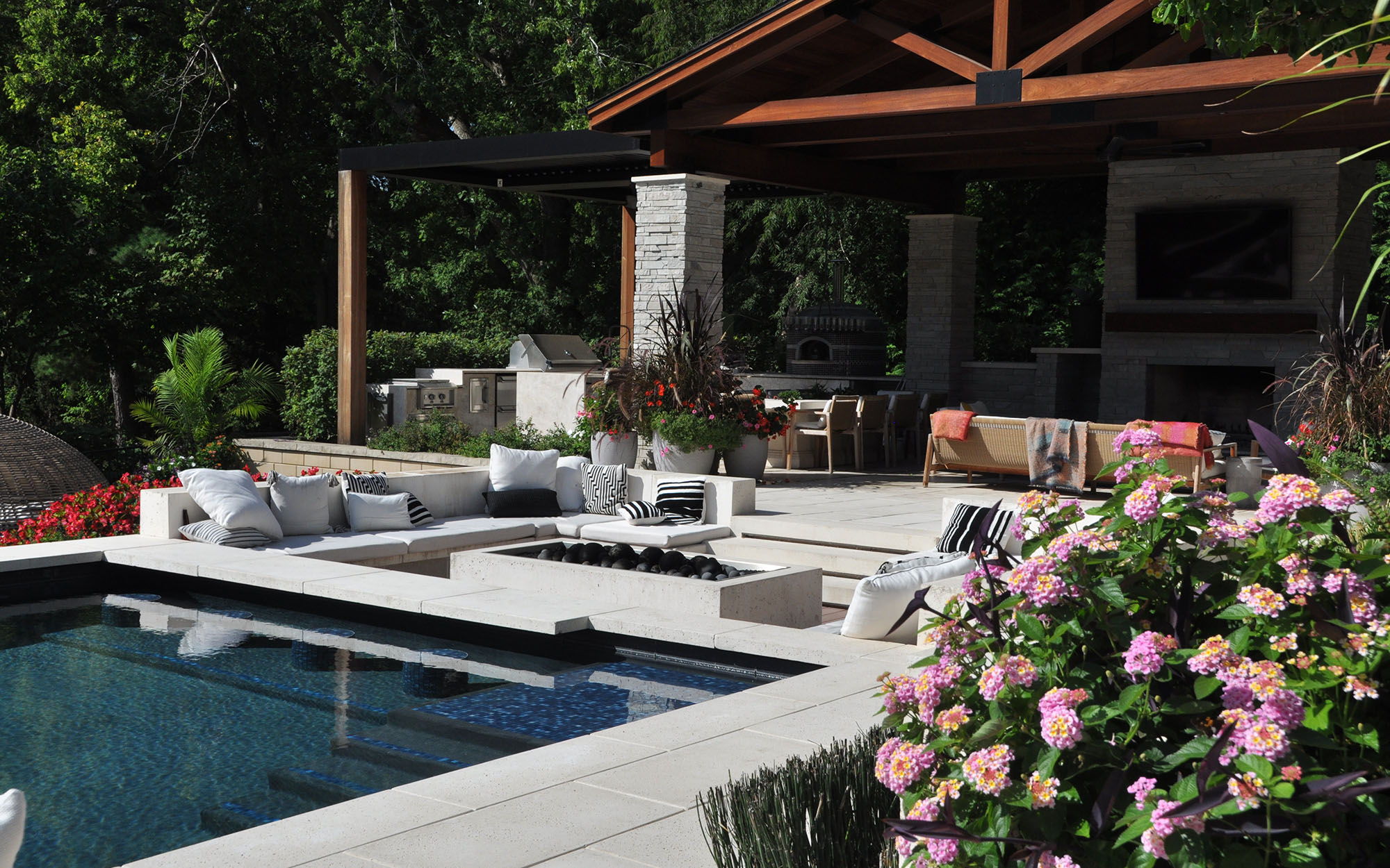Estate Habbiger Pool And Conversation Pit